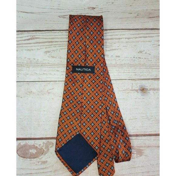 Nautica Brown Blue Geometric Diamonds Pattern 100% Silk Tie M7922 - Picture 3 of 12